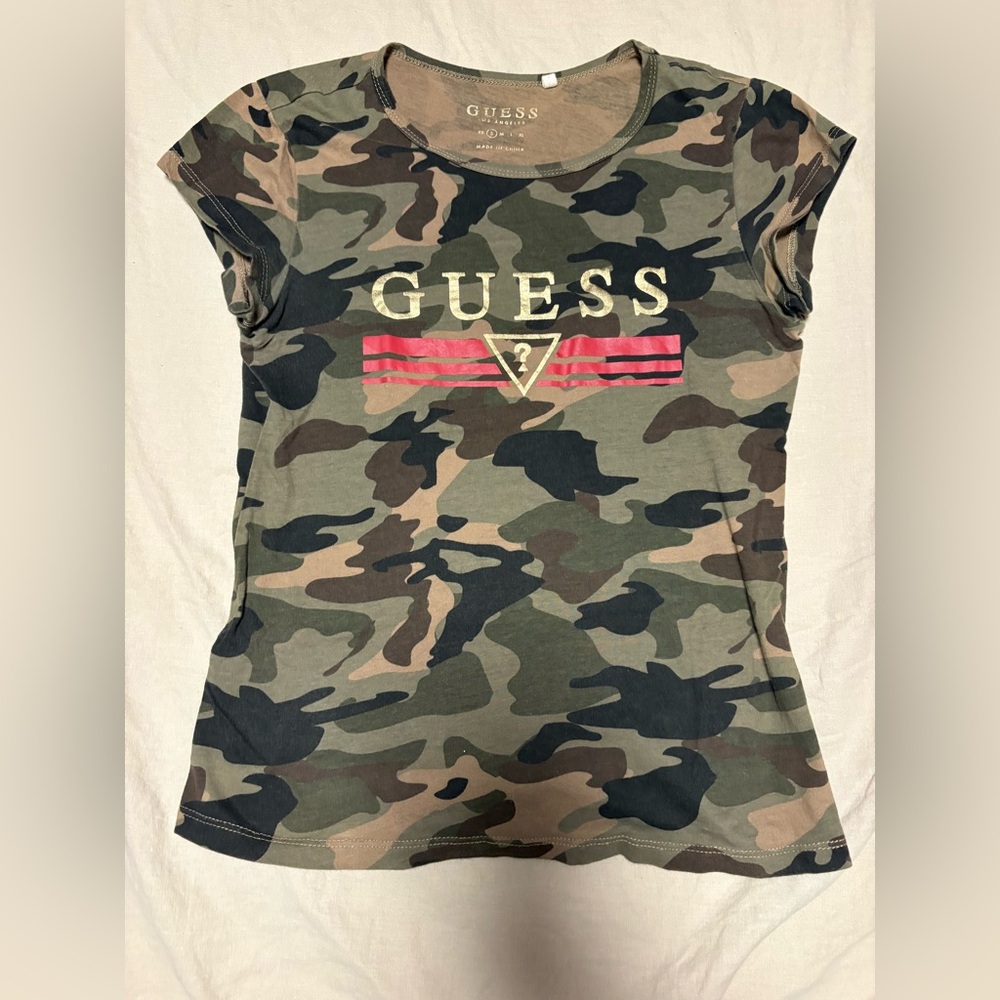 GUESS Women's Camo Logo Tee with Pink Accent
